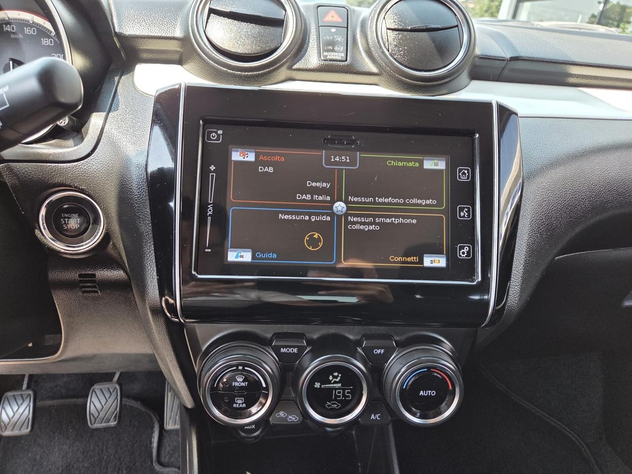 Suzuki Swift 1.2 Hybrid Top *hybrid* neopatentati*