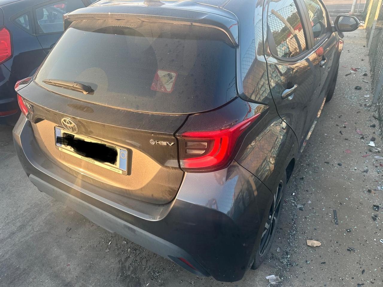 Toyota Yaris 1.5 Hybrid 5 porte Trend AUTO SINISTRATA