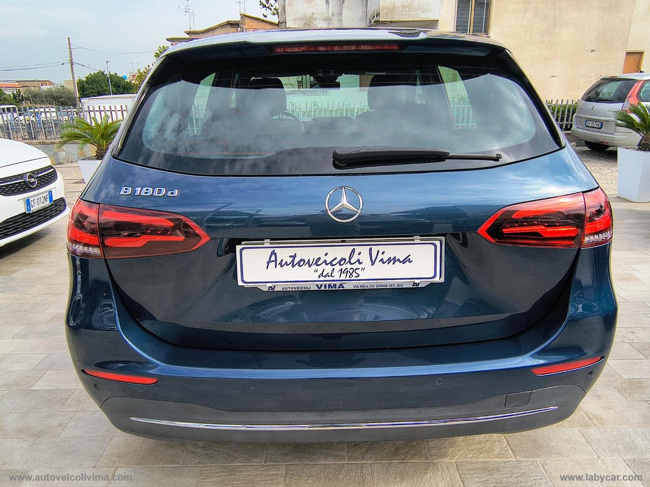 MERCEDES-BENZ B 180 d Automatic Business Extra