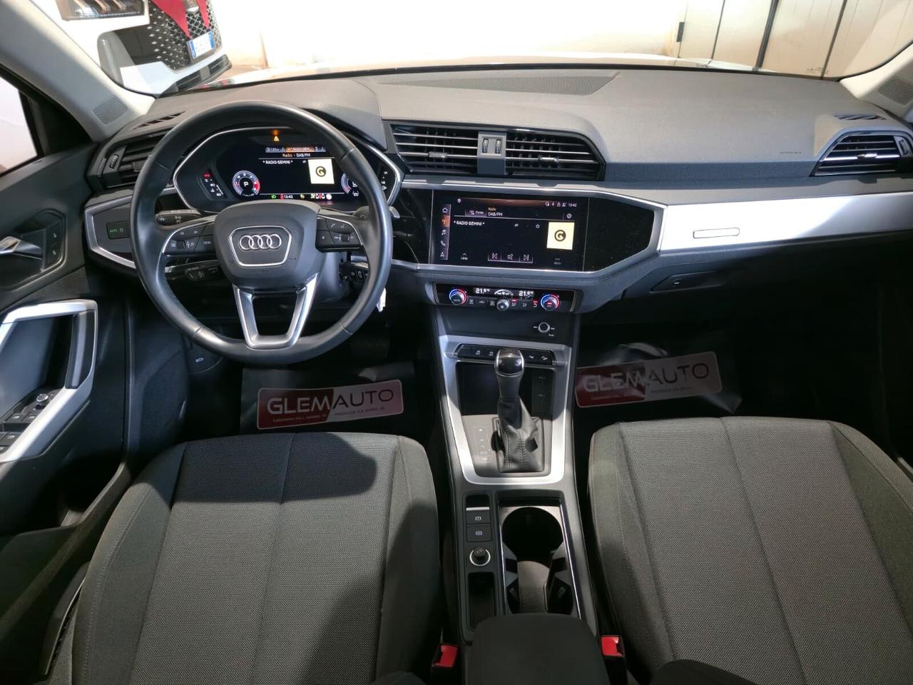 Audi Q3 35 TDI S tronic Business