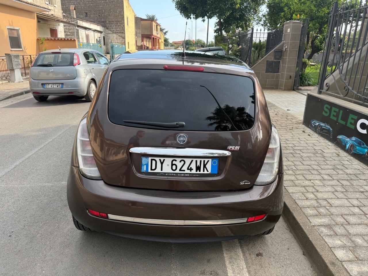 Lancia Ypsilon 1.4 Platino Ecochic GPL