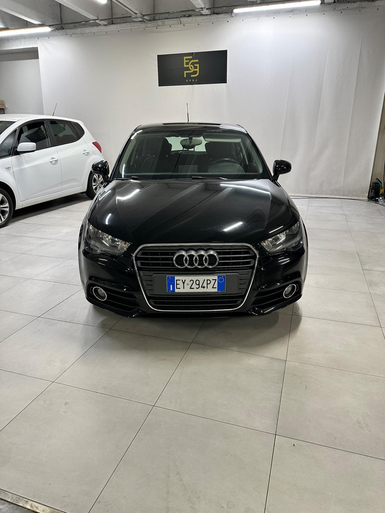 Audi A1 1.6 TDI S line edition