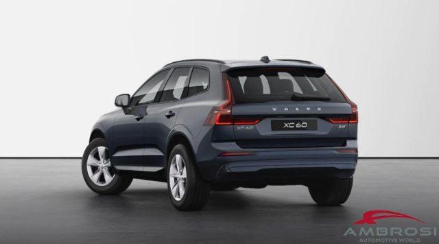 VOLVO XC60 Mild Hybrid B4 AWD automatico Essential