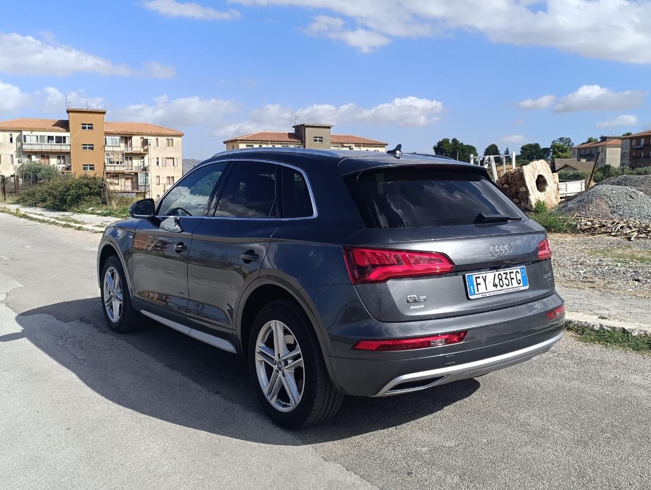 Audi Q5 40 TDI quattro S tronic S line plus