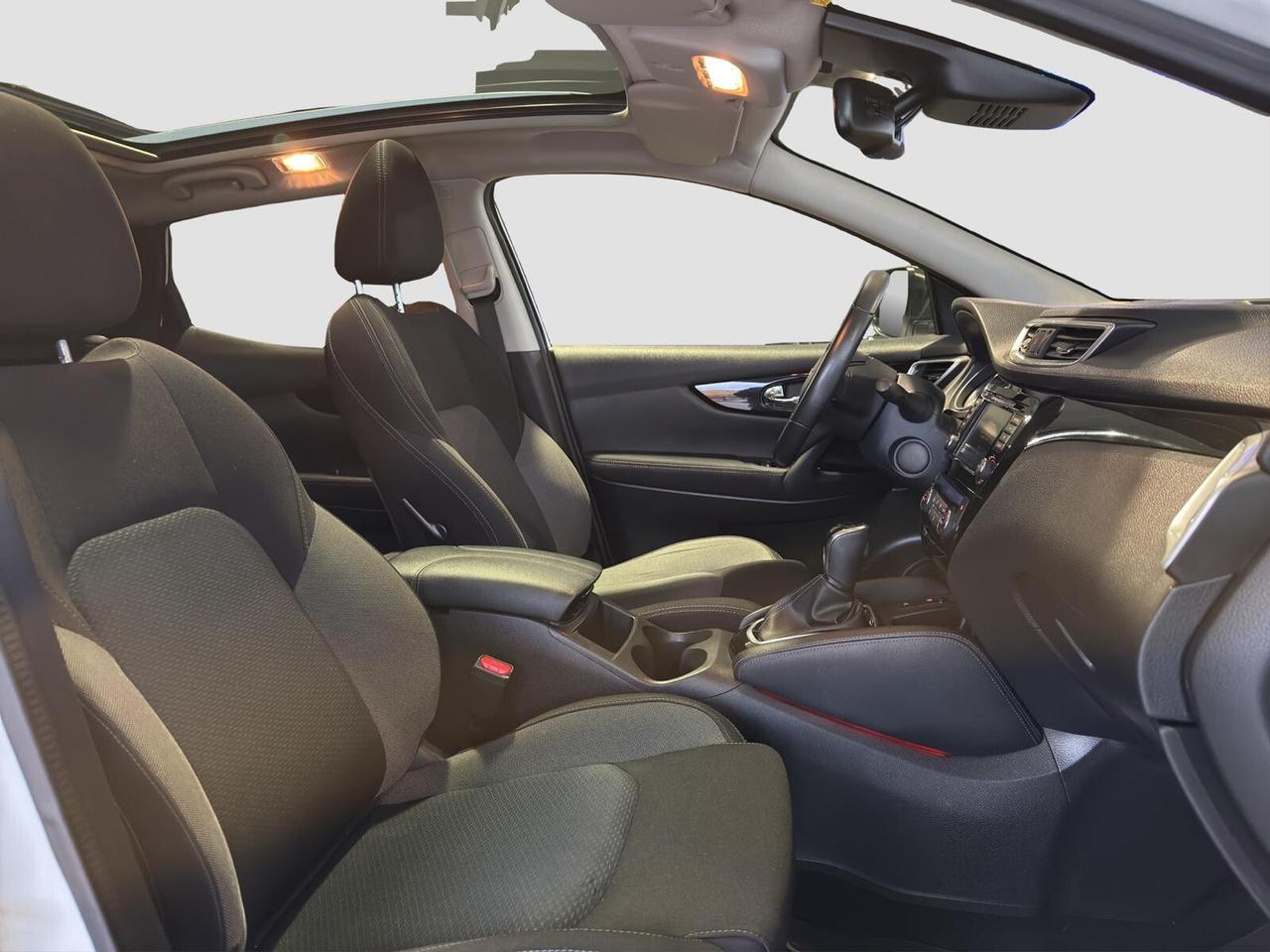 Nissan Qashqai 1.5 dci 115cv N-Connecta automatica tetto 2020