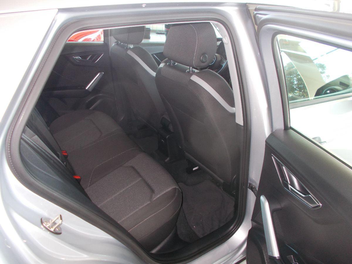 AUDI - Q2 - 30 TDI S tronic Admired