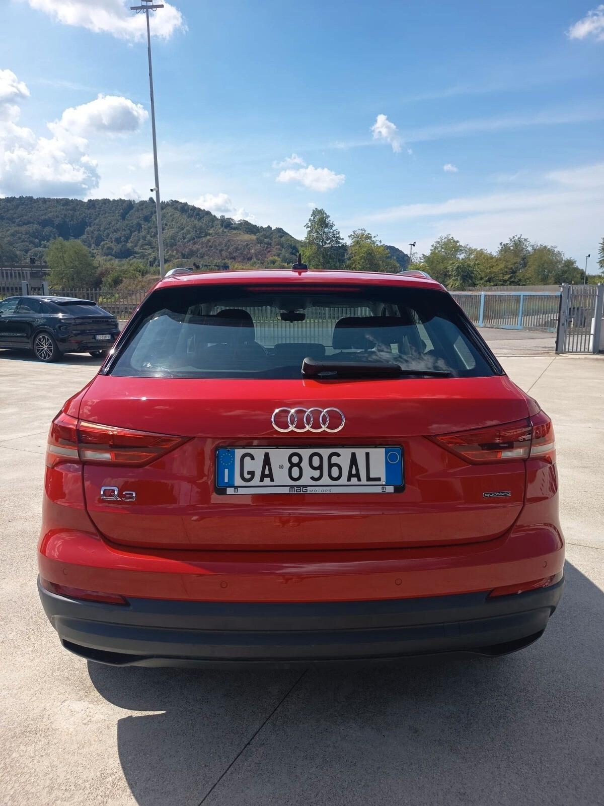 Audi Q3 40 TDI quattro S tronic Business