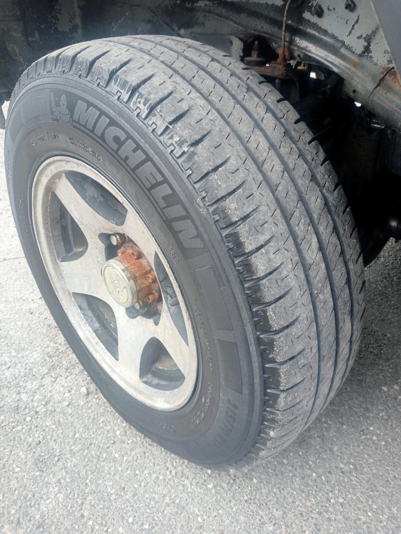 Mitsubishi Pajero 2.5 TDI 4x4 Autocarro