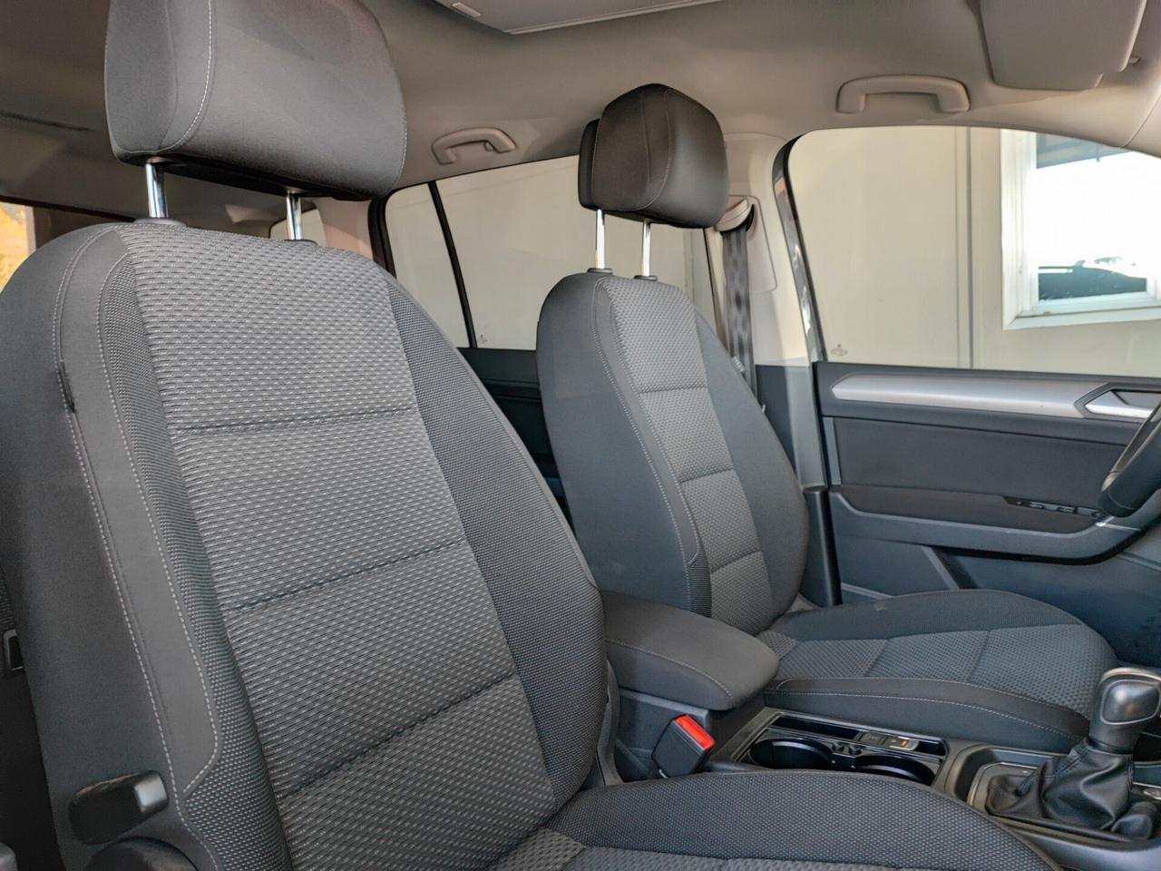 Volkswagen Touran 2.0 TDI 150 CV SCR DSG Business BlueMotion Technology