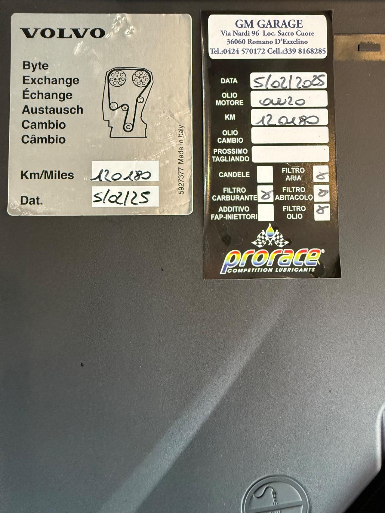 Volvo V60 B4 (d) Geartronic Momentum Business Pro