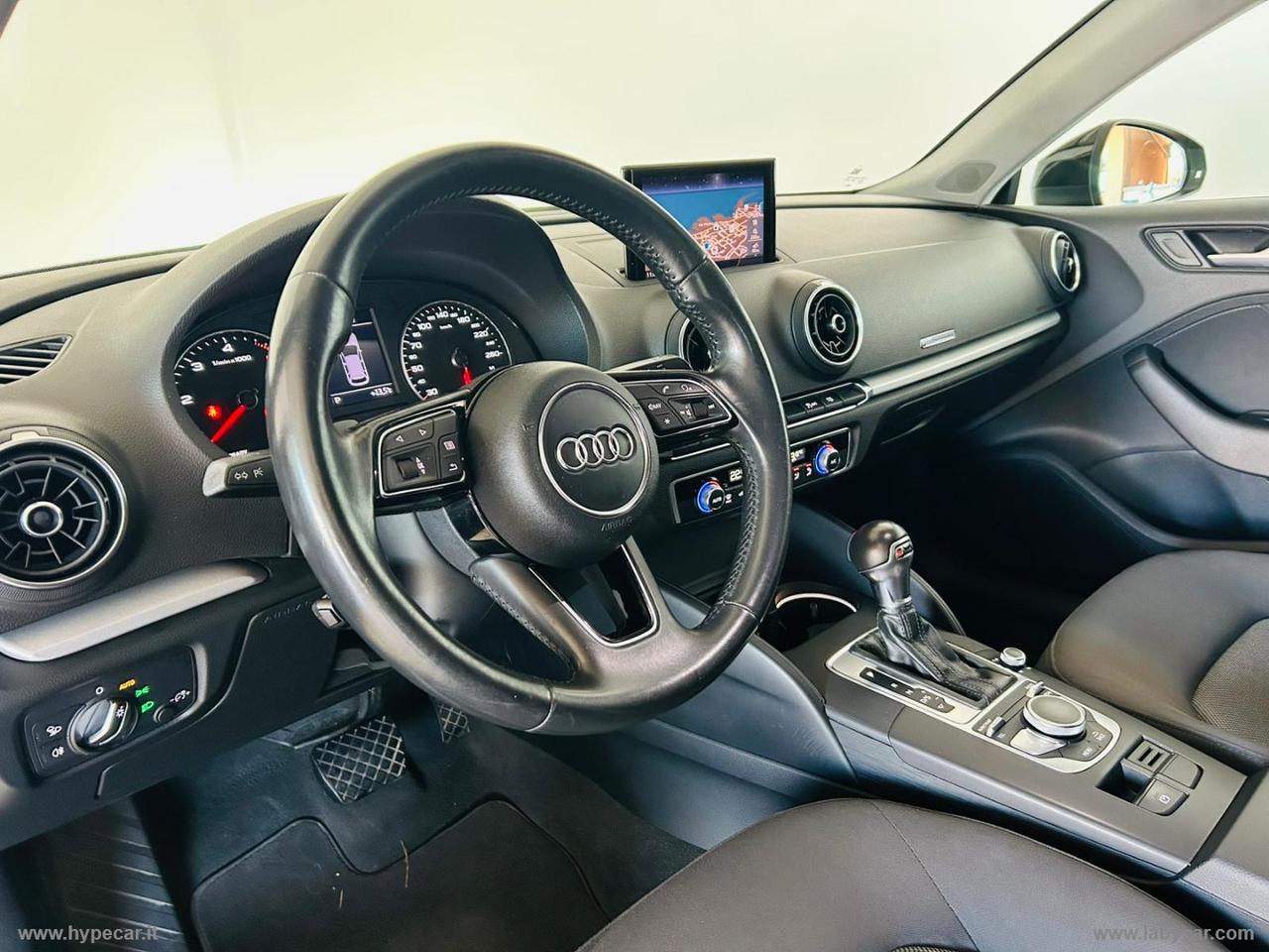 AUDI A3 SPB 2.0 TDI S tronic Business