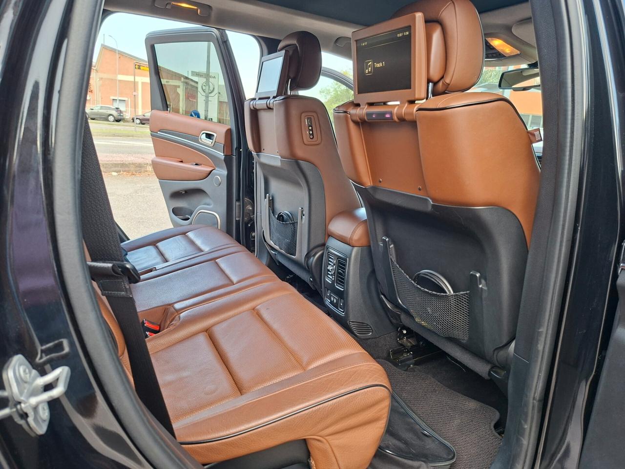 Jeep Grand Cherokee Summit - 2016