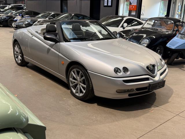 ALFA ROMEO Spider 2.0i 16V Twin Spark cat L