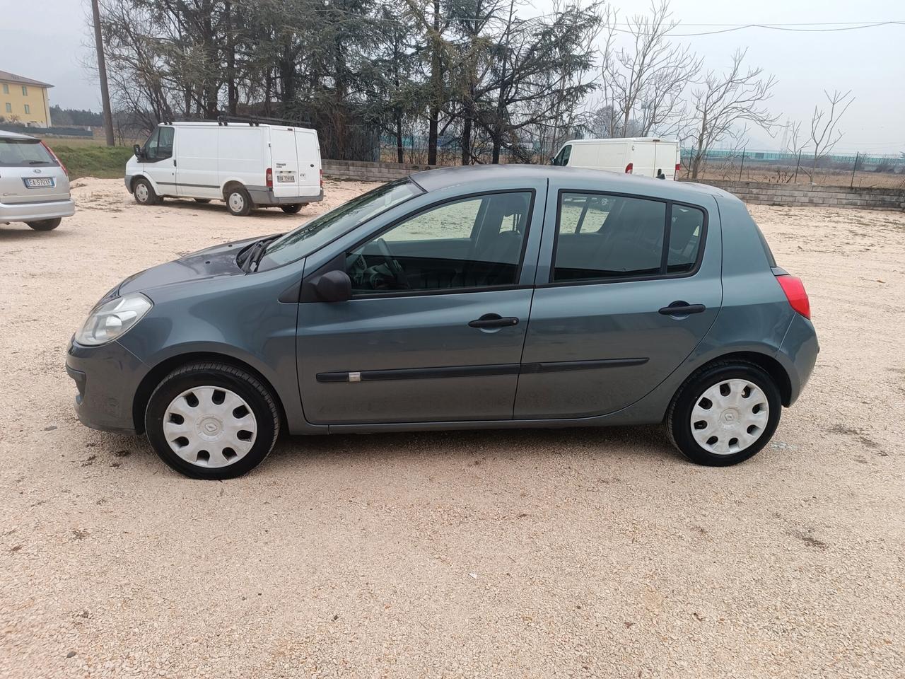Renault Clio 1.2 16V garanzia