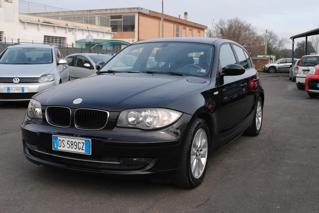 BMW 116i 122 CV OK NEOPATENTATI