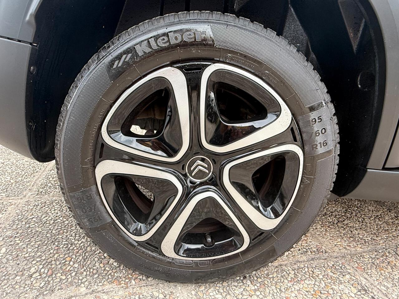 "UNA CHICCA" Citroen C3 Aircross 1.5 HDi 102 cv