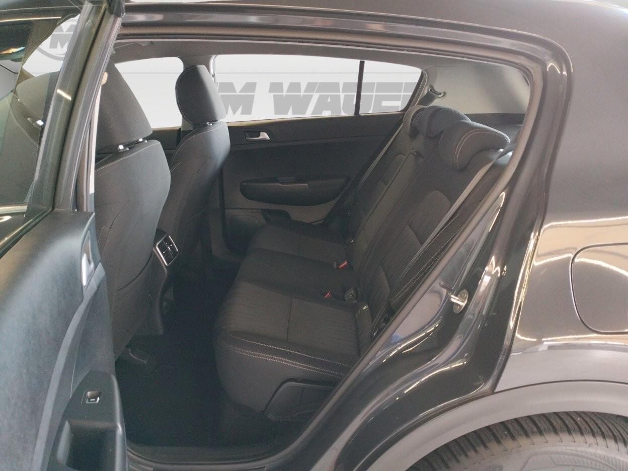 Kia Sportage 1.6 crdi mhev Business Class 2wd dct