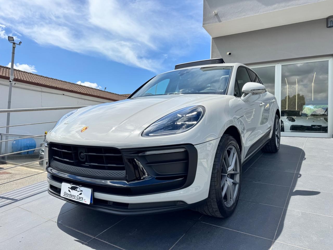 Porsche Macan 2.0 i 265cv colore gesso garanzia approved