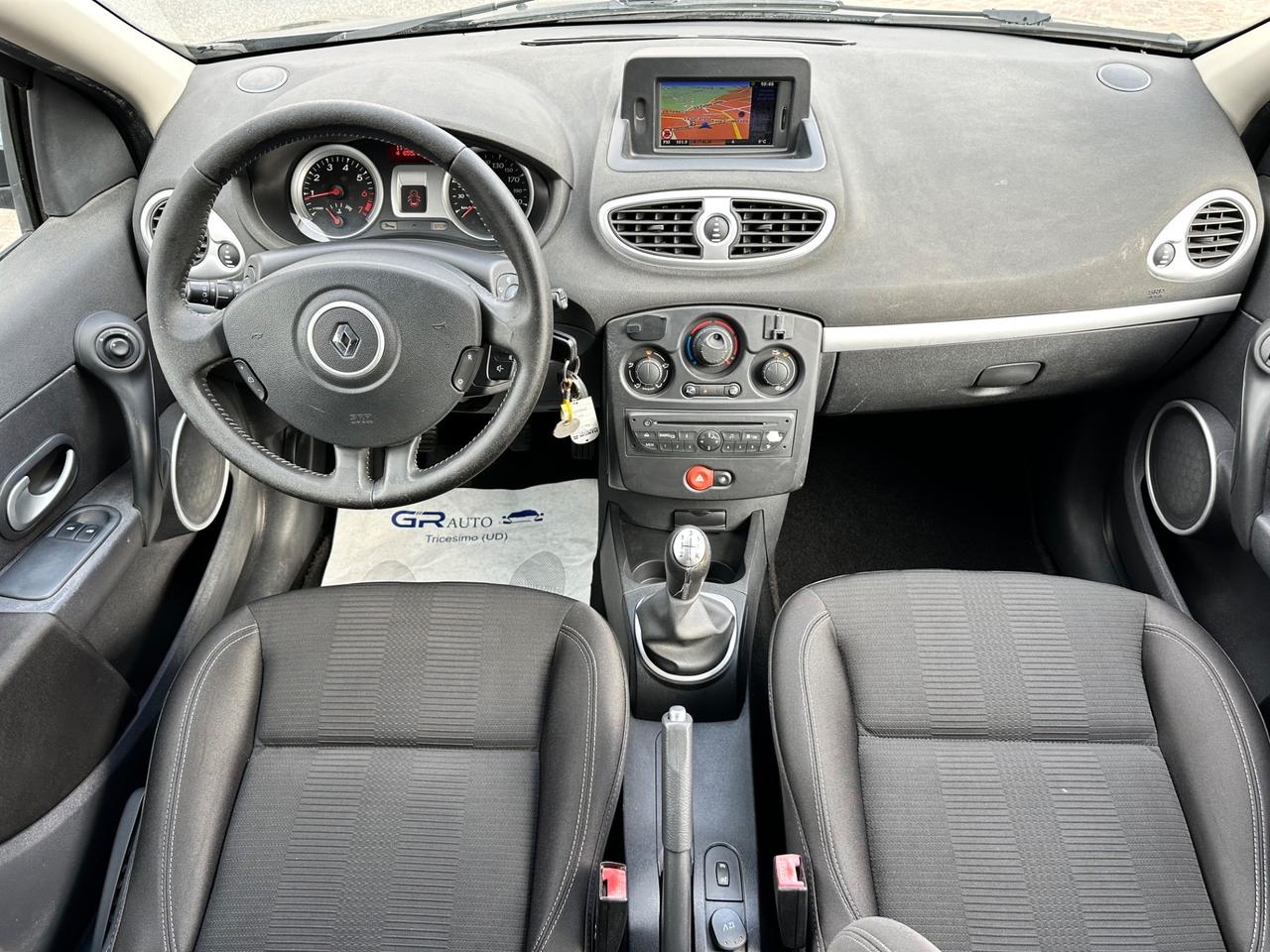 Renault Clio 1.2Bz 75Cv 5P - Neopatentati