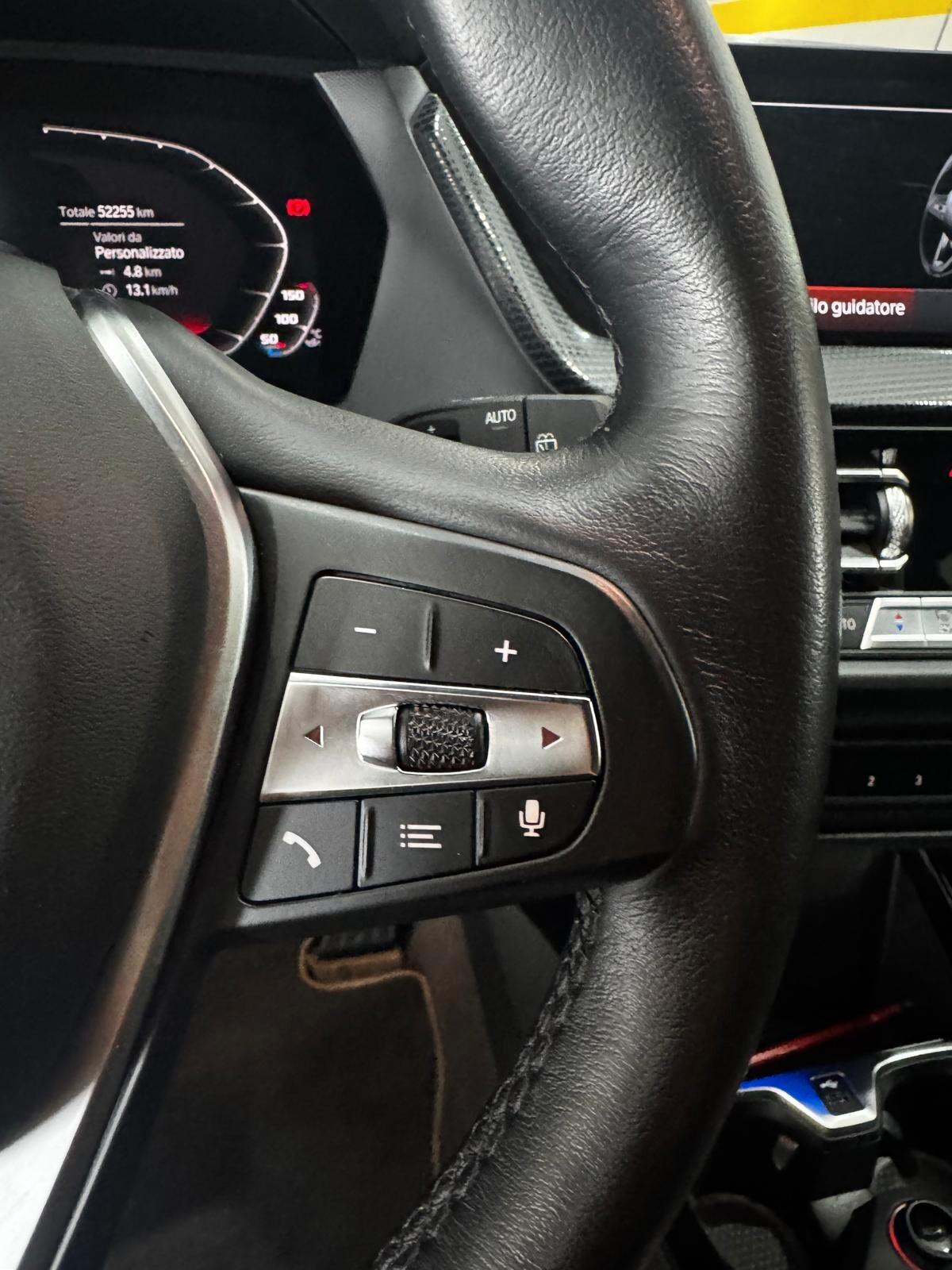 Bmw 118 118d 5p. Msport Exterior