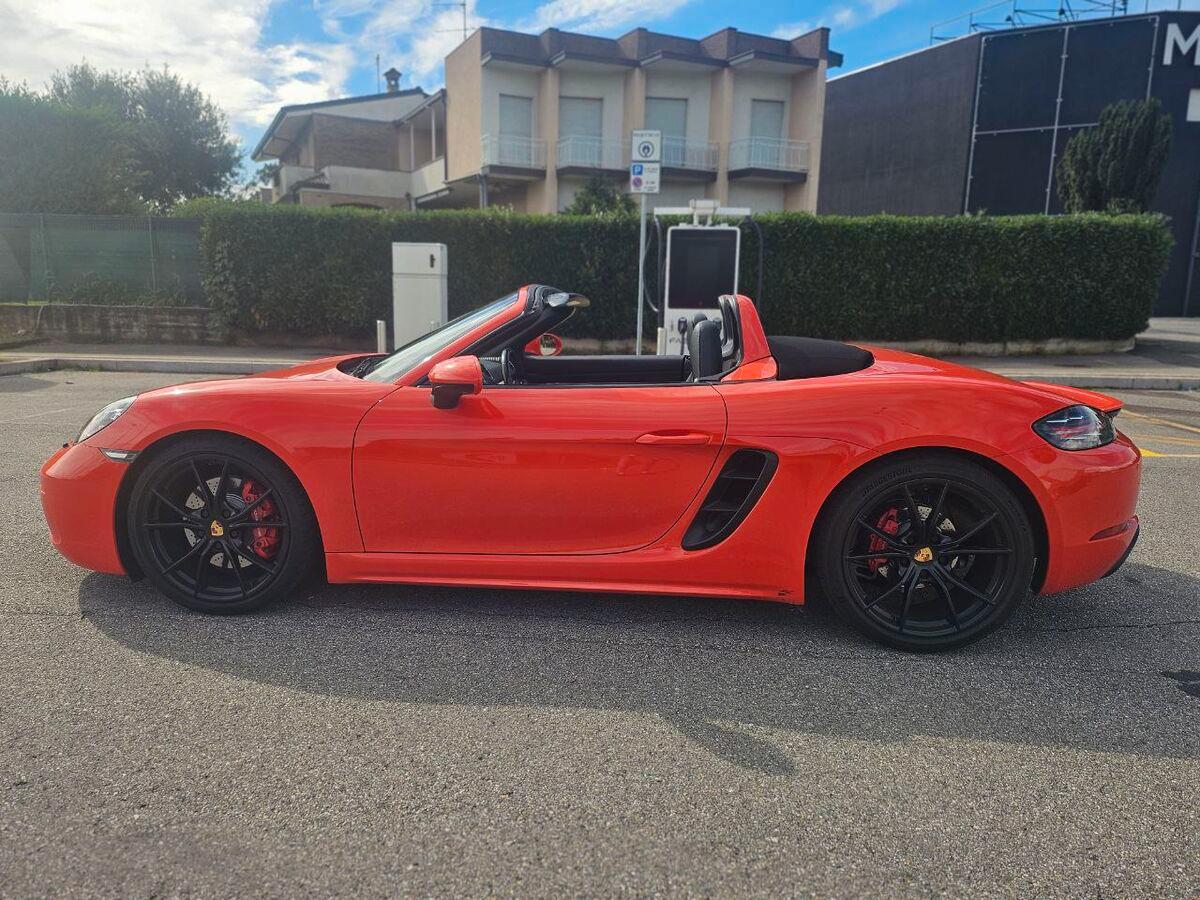 Porsche 718 Boxster 2.5 S 350cv pdk