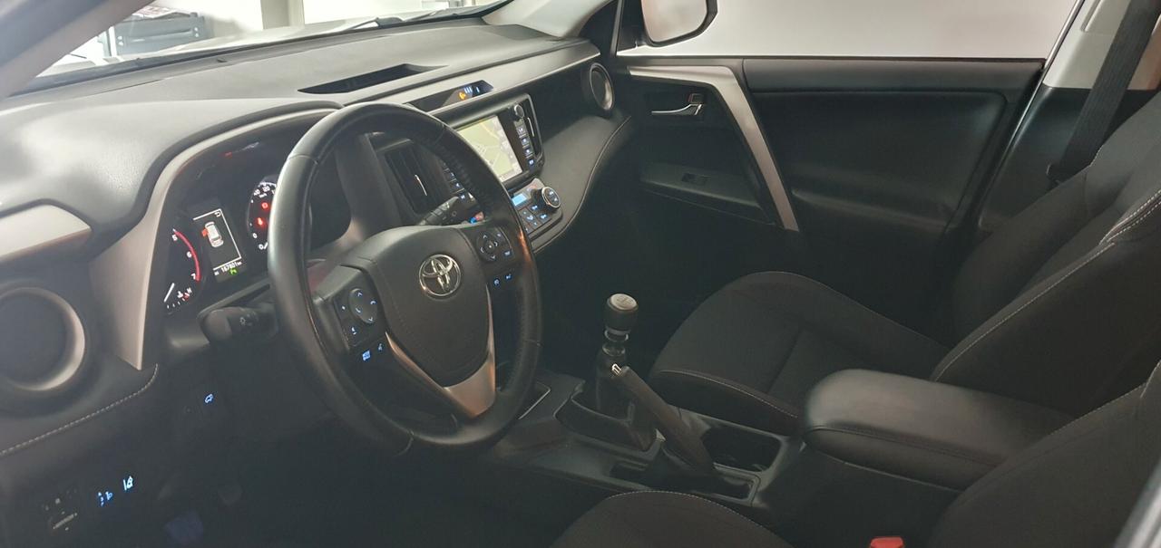 Toyota RAV 4 RAV4 2.0 D-4D 2WD Active