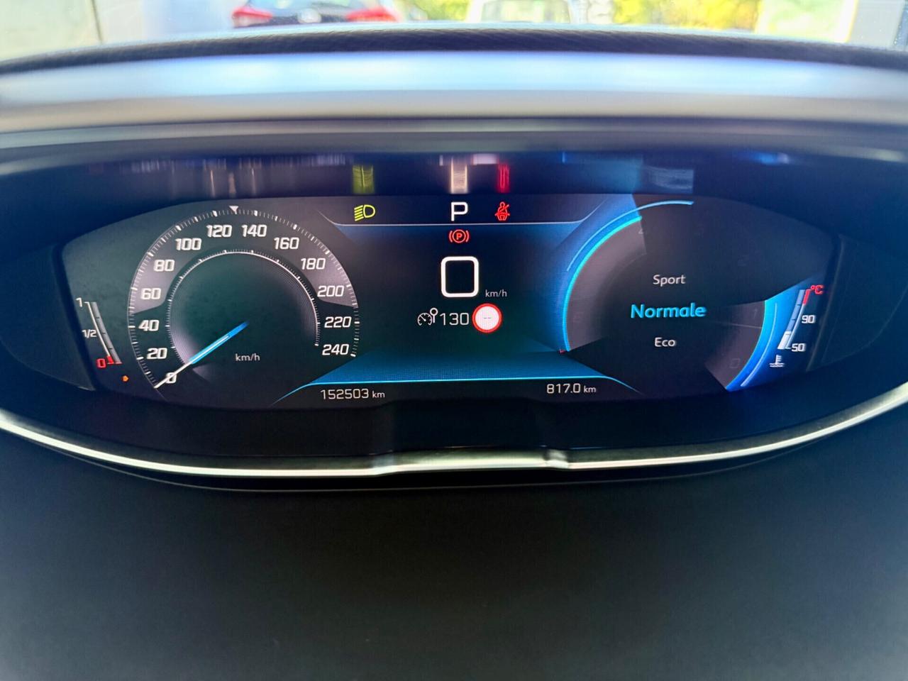 Peugeot 3008 BlueHDi 130 S&S EAT8 Active Pack