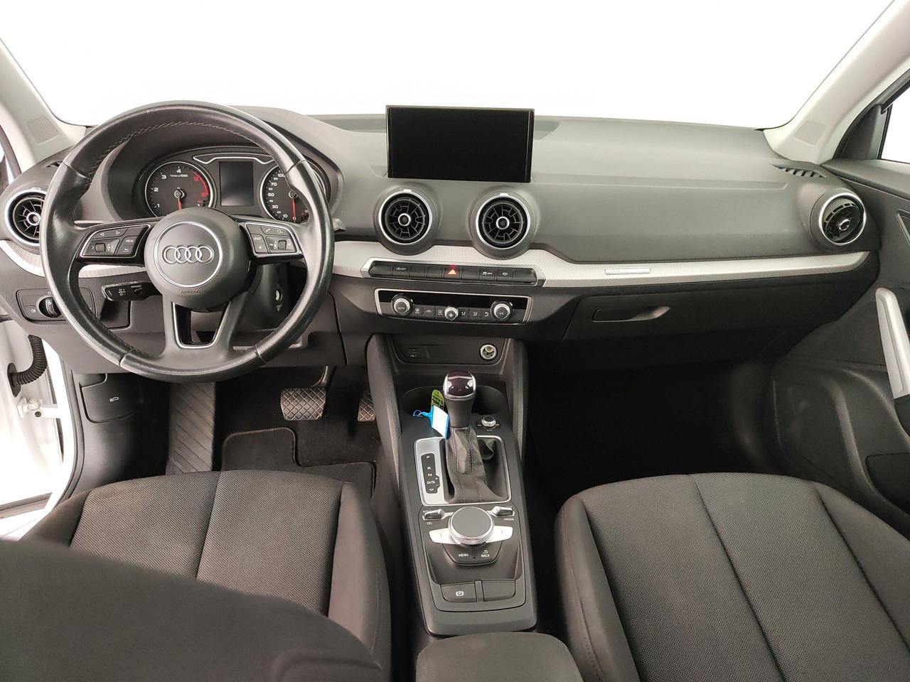 Audi Q2 30 TDI Business