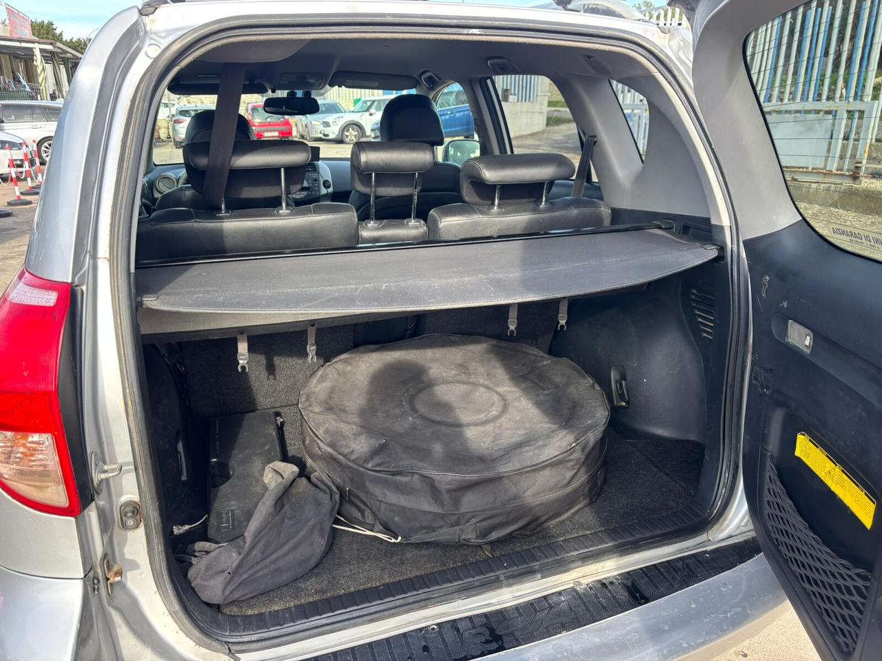 Toyota RAV 4 RAV4 2.2 D-4D 177 CV Luxury