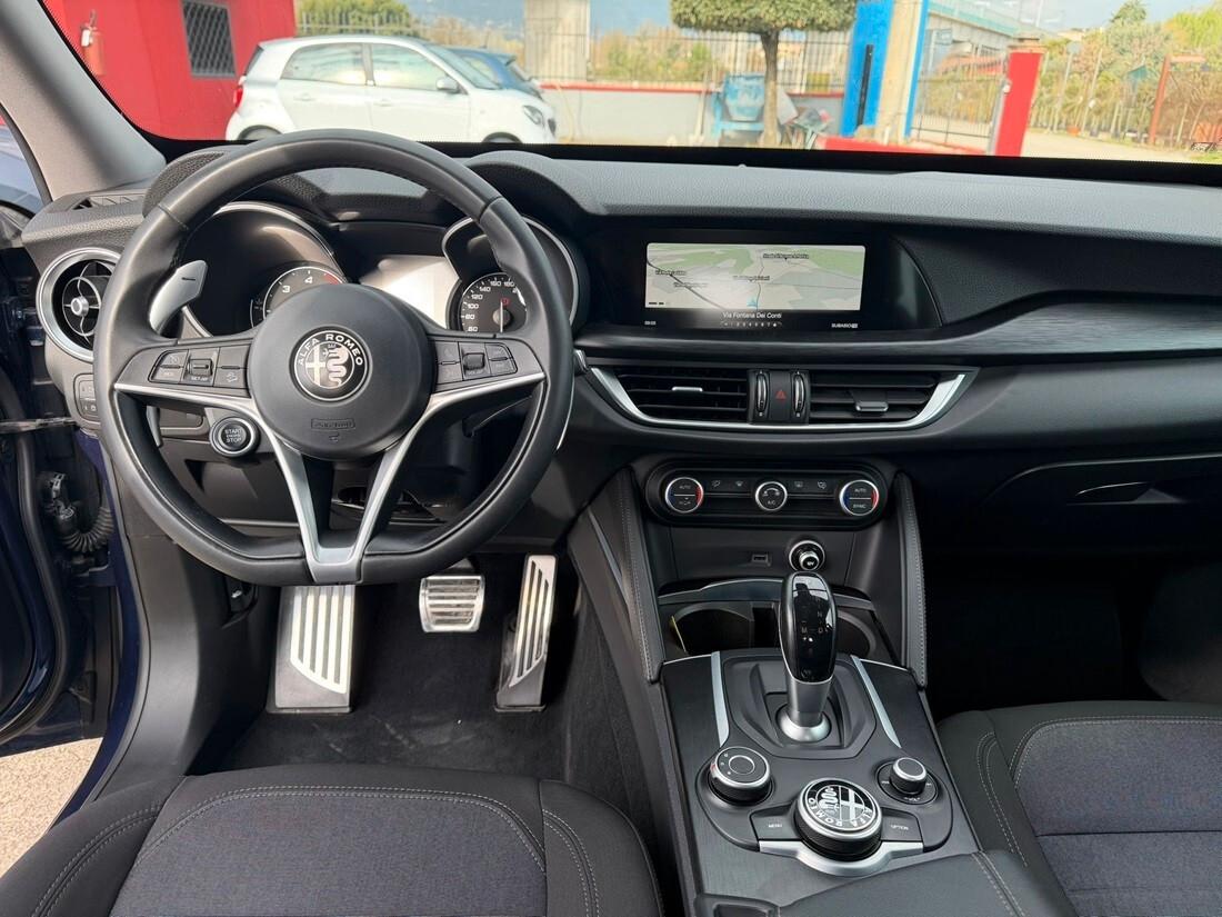 Alfa Romeo Stelvio 2.2 Turbodiesel 180 CV AT8 Q4 Executive