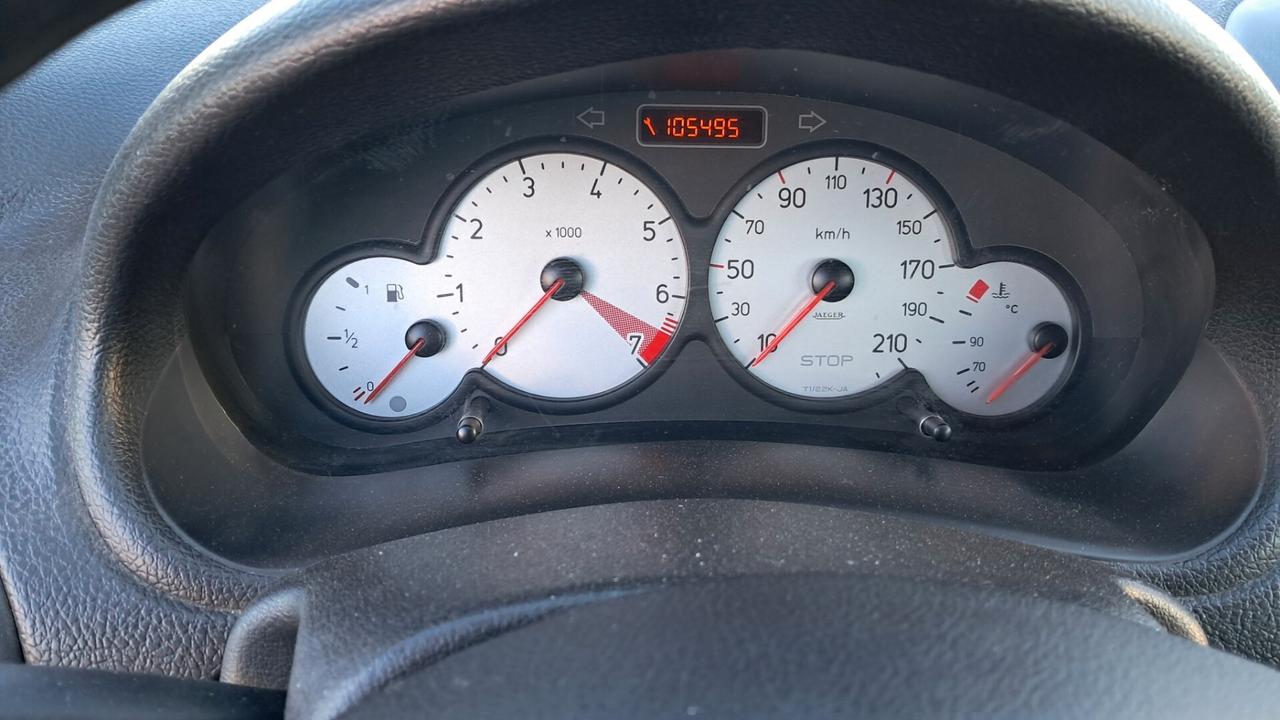 Peugeot 206 1.4 5p. Enfant Terrible xCommercianti