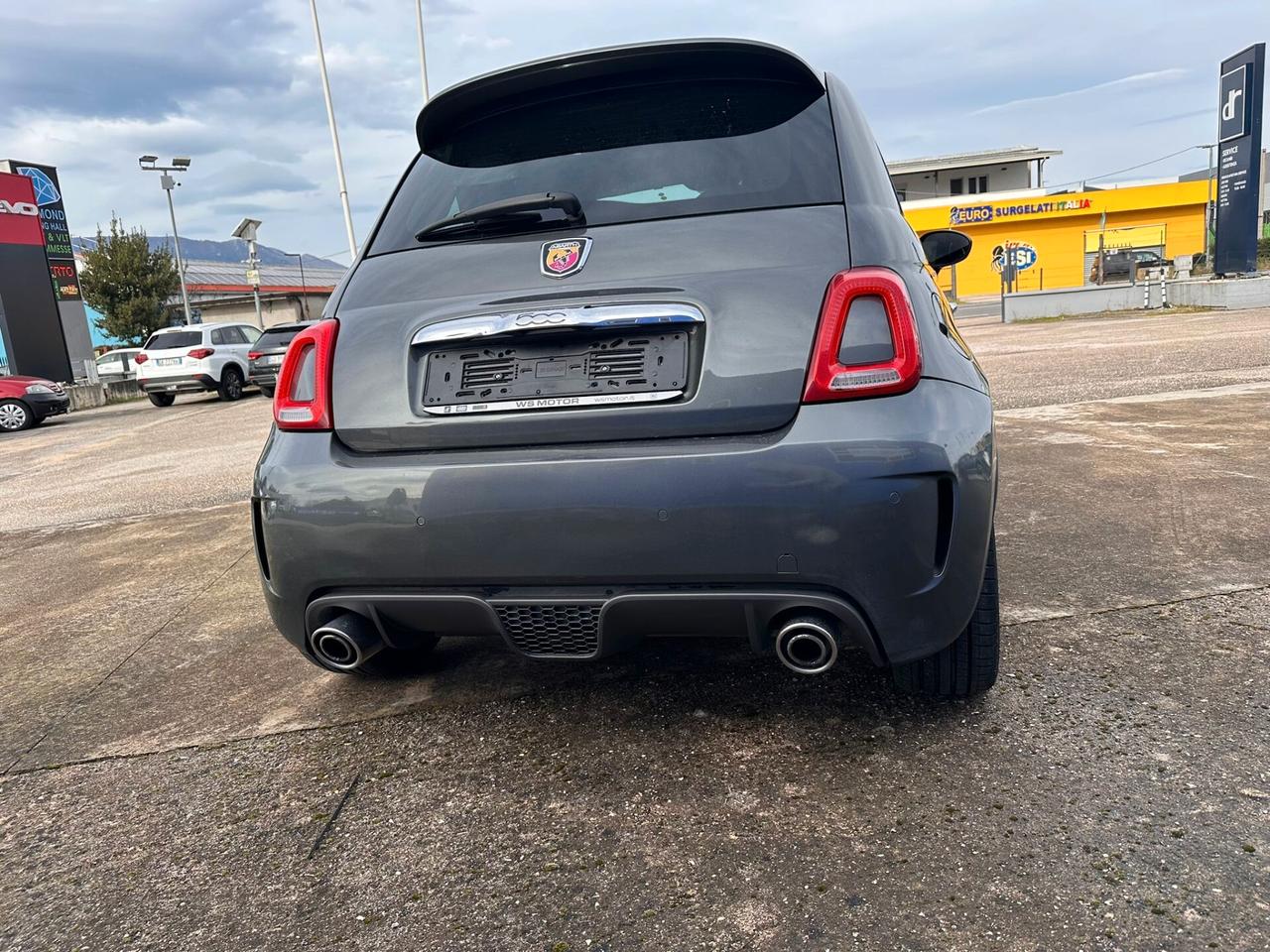 Abarth 500 C 1.4 Turbo T-Jet Custom