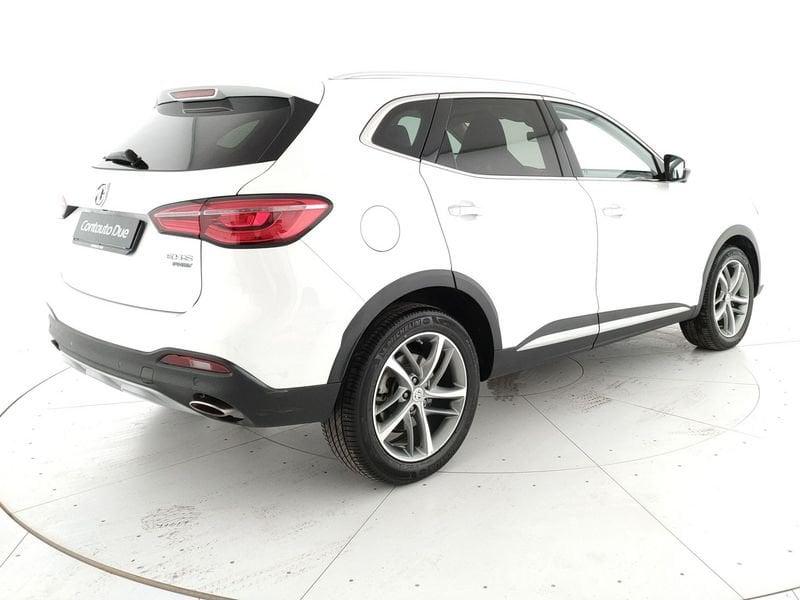 MG EHS Plug-in Hybrid Exclusive