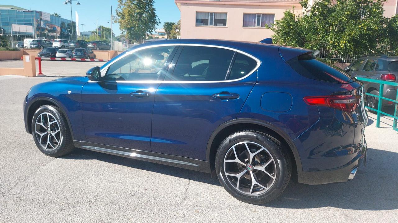 Alfa Romeo Stelvio 2.2 Turbodiesel 210 CV AT8 Q4 Ti