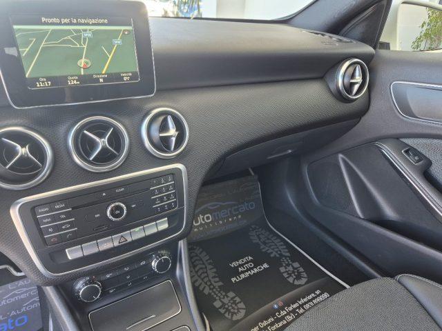 MERCEDES-BENZ A 160 d Automatic Premium