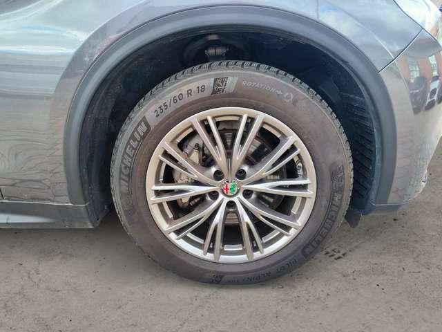 Alfa Romeo Stelvio 2.2 t Business Q4 190cv auto