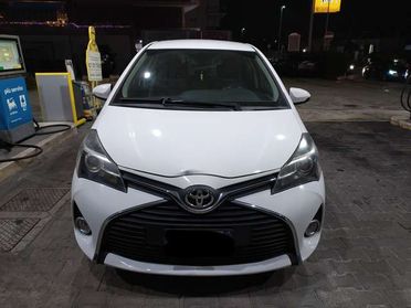 Toyota Yaris Yaris 5p 1.0 Cool my16
