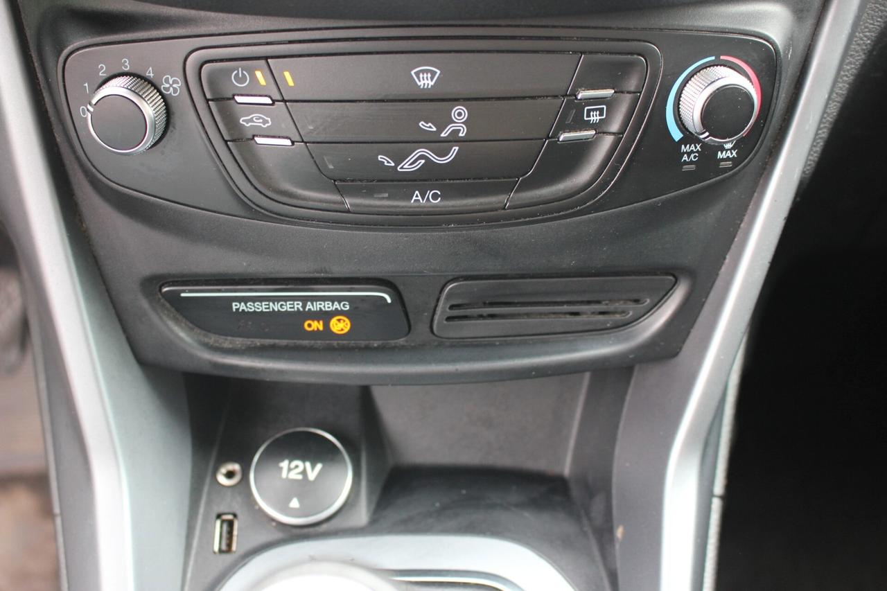 Ford B-Max 1.5 tdci 75cv DISTRIBUZIONE FATTA FRIZIONE NUOVA GARANZIA 12 MESI