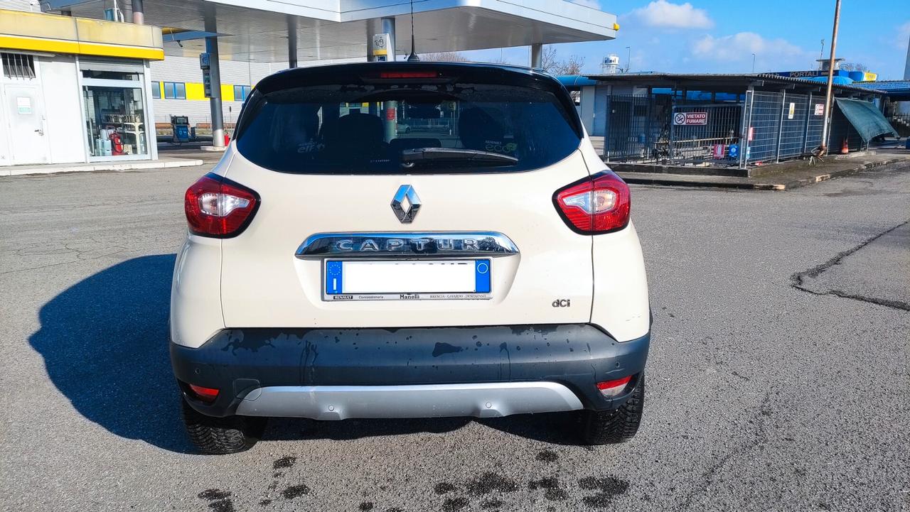 Renault Captur 1.5 dCi 8V 90 CV 66KW NEOPATENTATI - 2015