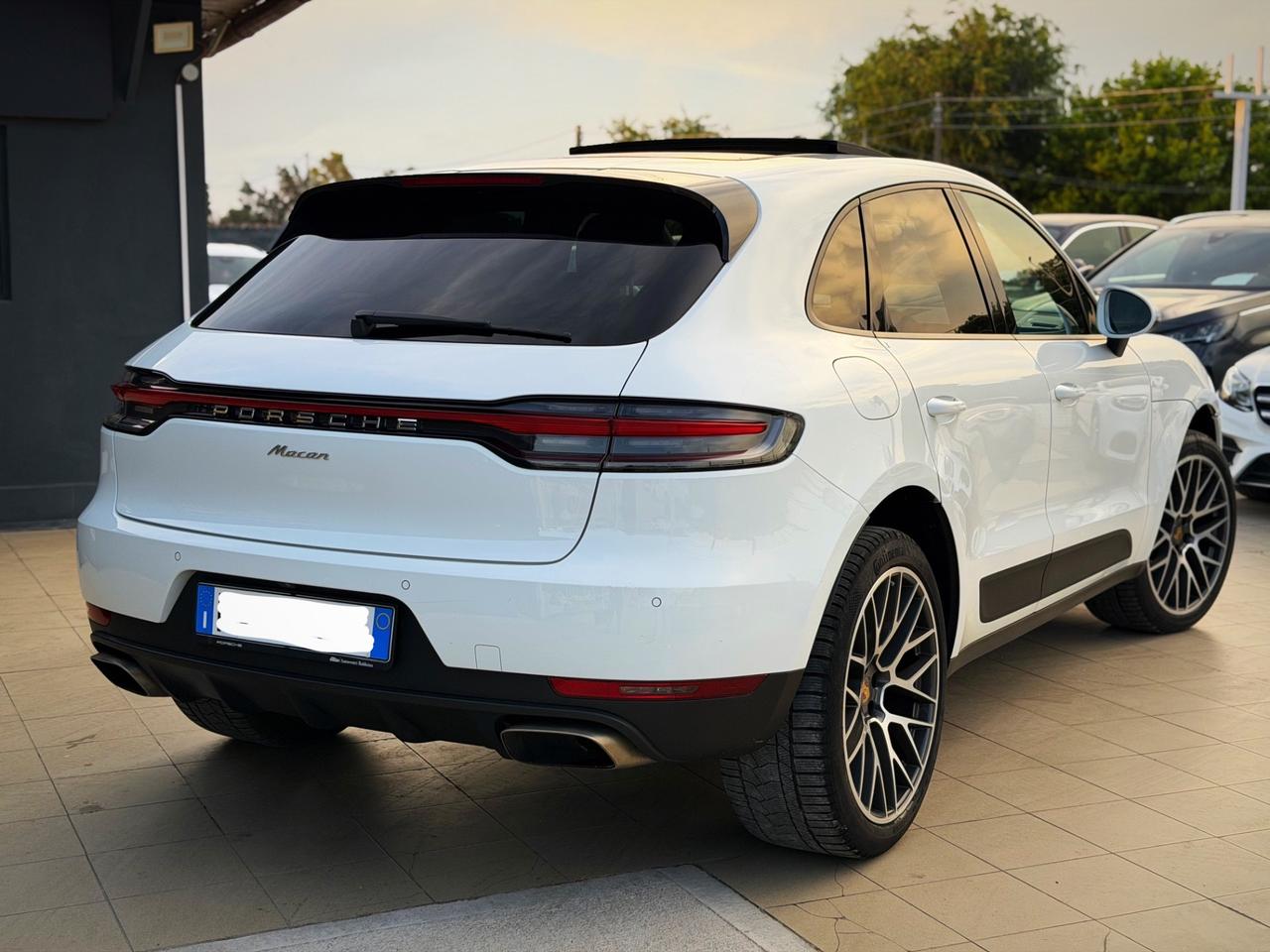 Porsche Macan 2.0 Full Optional Garanzia 12 Mesi