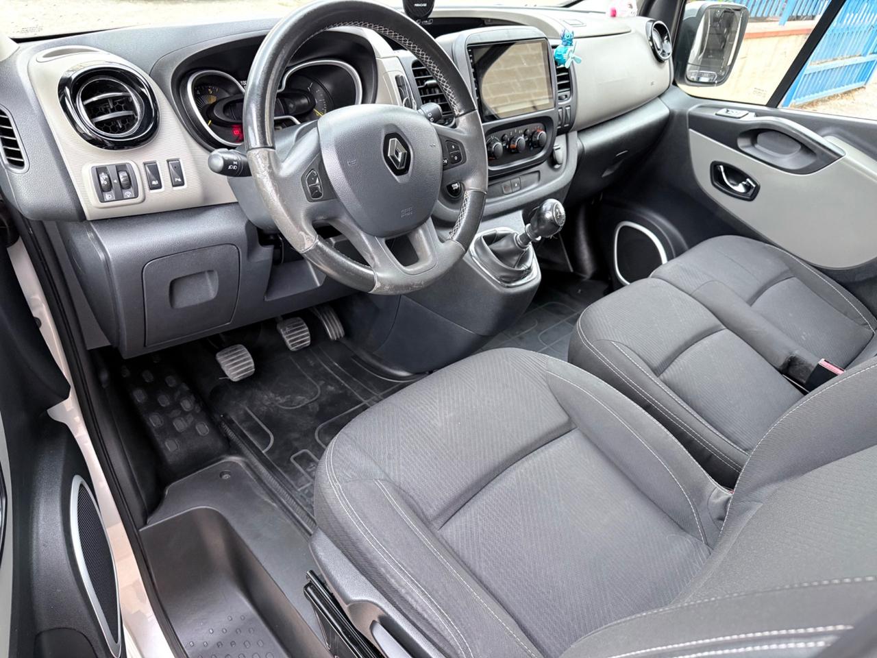 Renault Trafic 1.6 dCi biturbo 9p passo corto