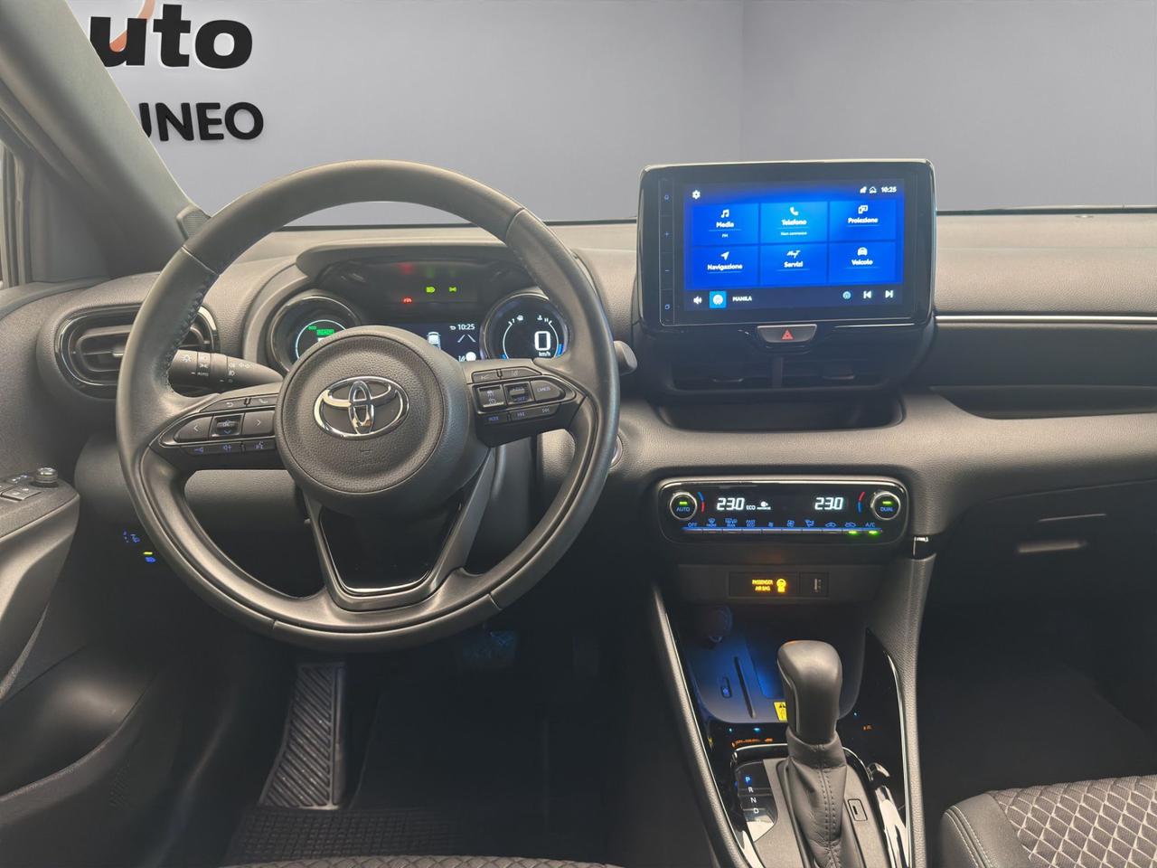 Toyota Yaris 1.5h Lounge