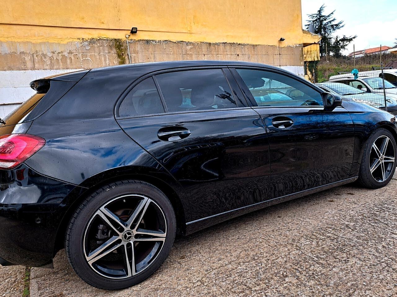 Mercedes-benz A 180 A 180 d Automatic Sport