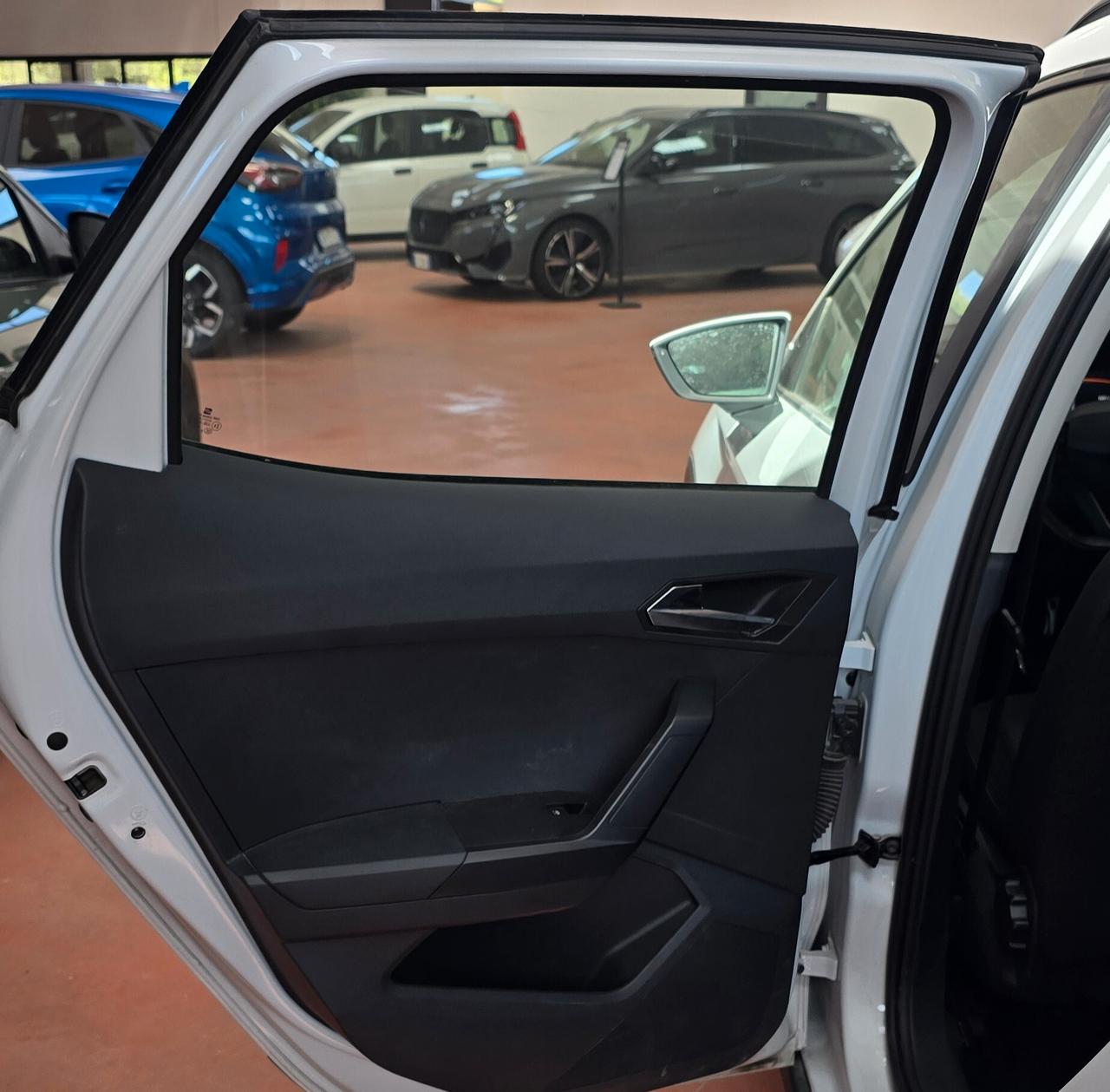 Seat Arona 1.0 EcoTSI 95 CV (70 kW) Style – Il Urban SUV Dinamico e Tecnologico