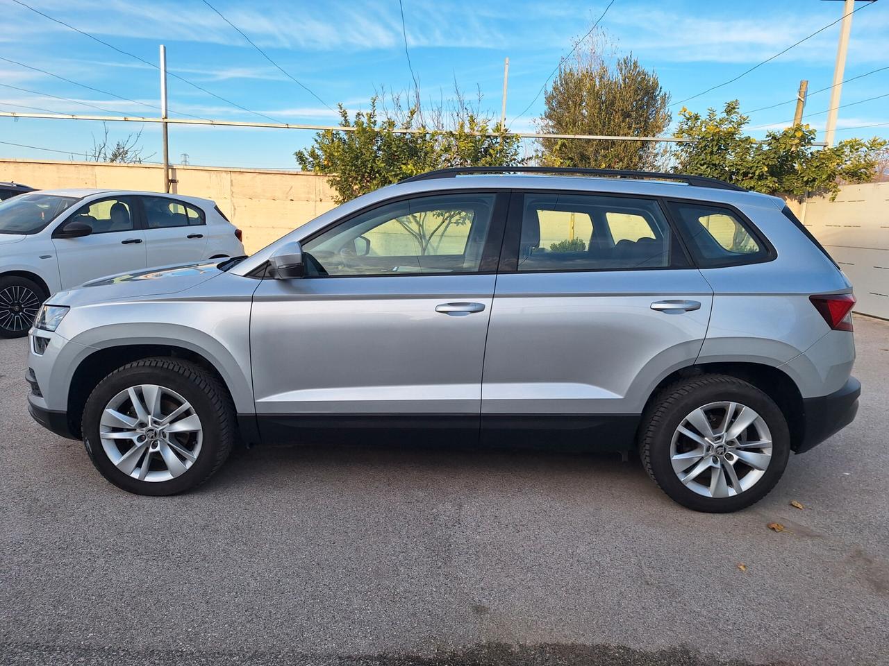 Skoda Karoq EXECUTIVE 1.6 TDI 115cv NAV+RETROCAM. - 2020