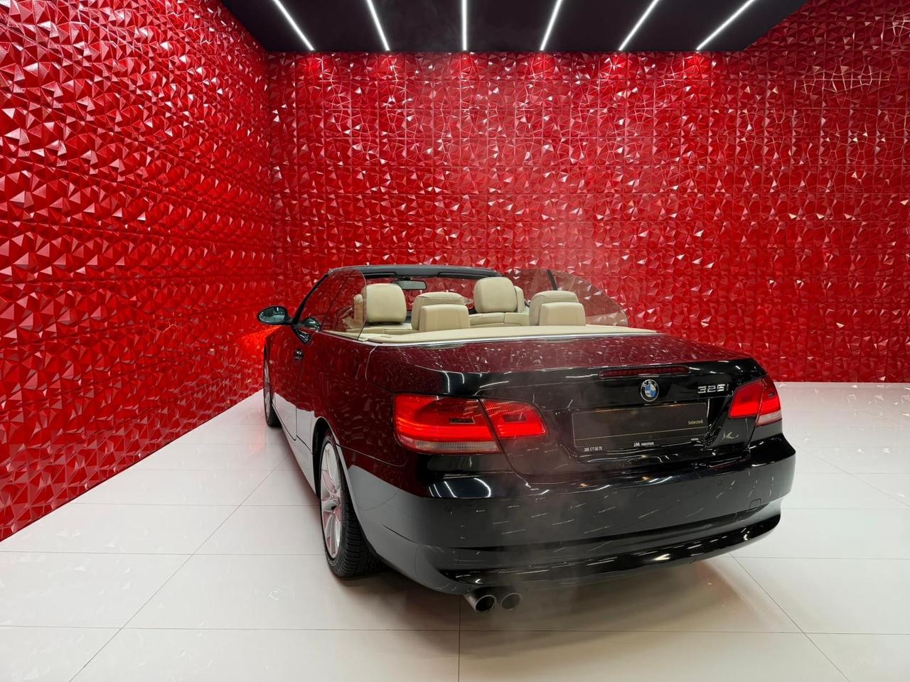 Bmw 325i Cabrio cat Attiva 218Cv