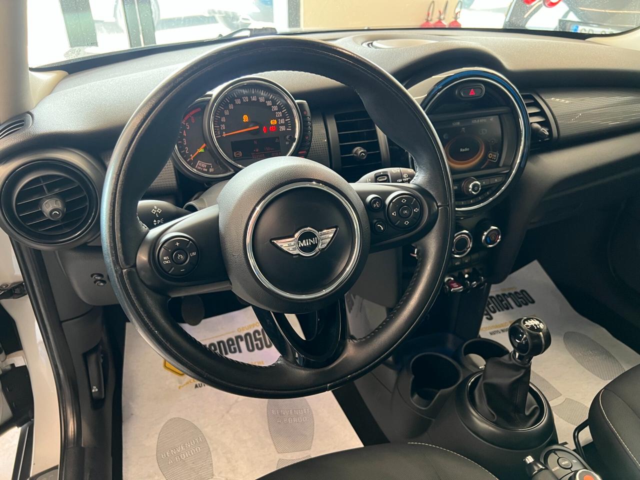 Mini 1.5 Cooper D 5 porte