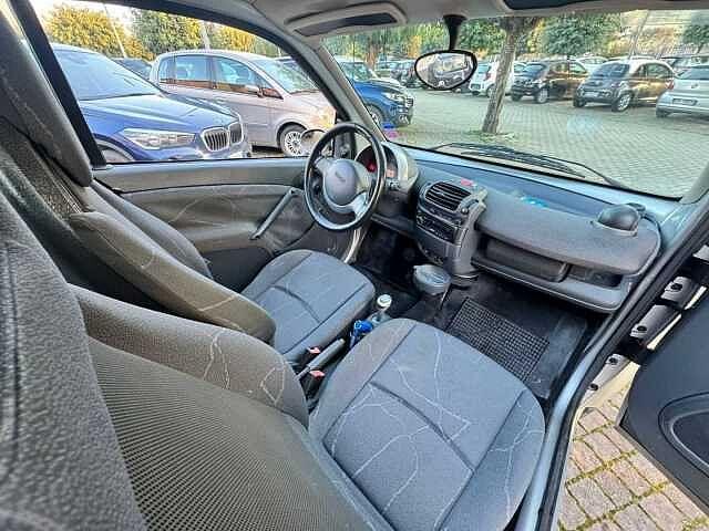 Smart fortwo 700 coupé passion(45 kW)