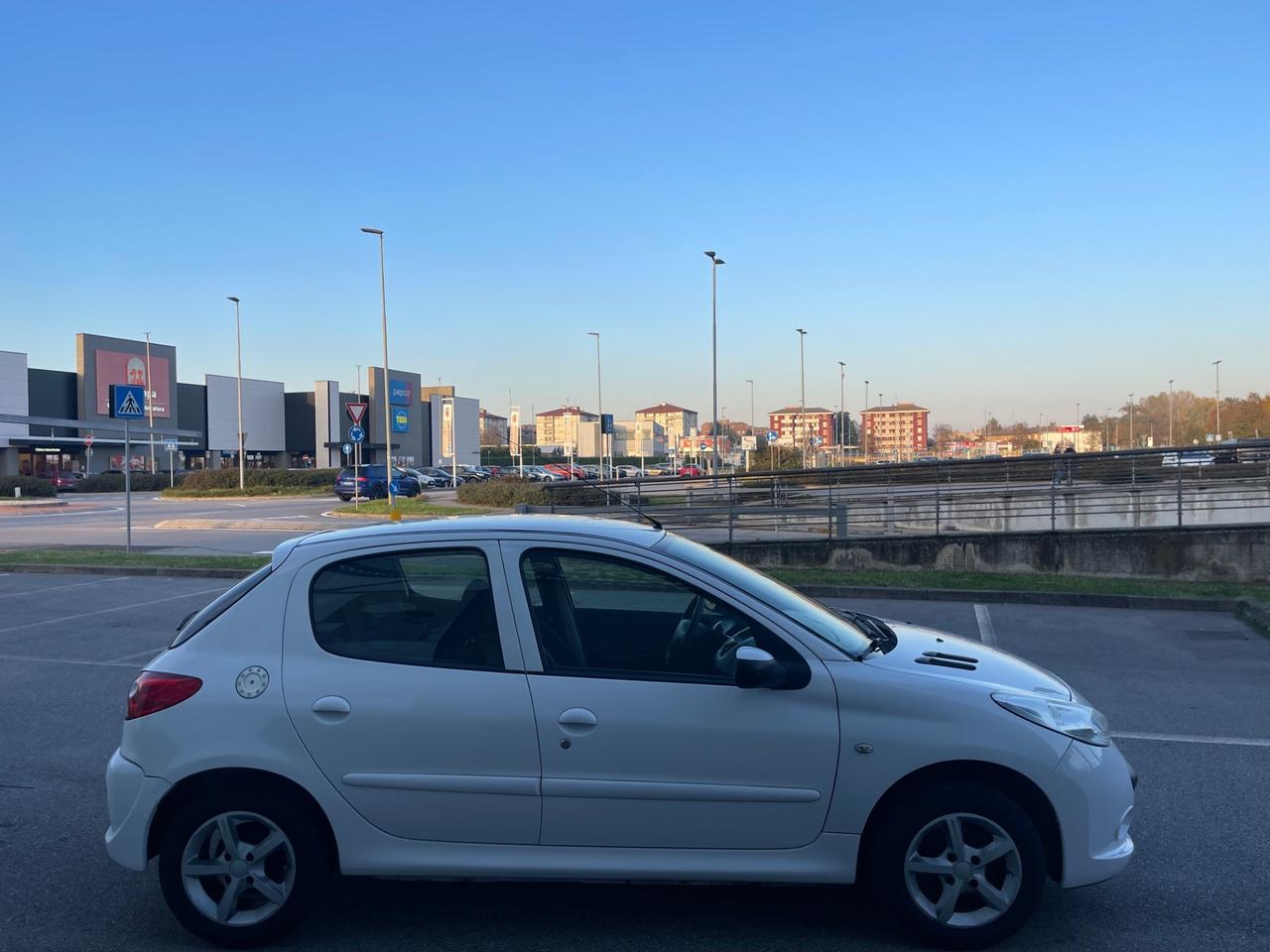 Peugeot 206 Plus 1.1 60CV 5p. Trendy