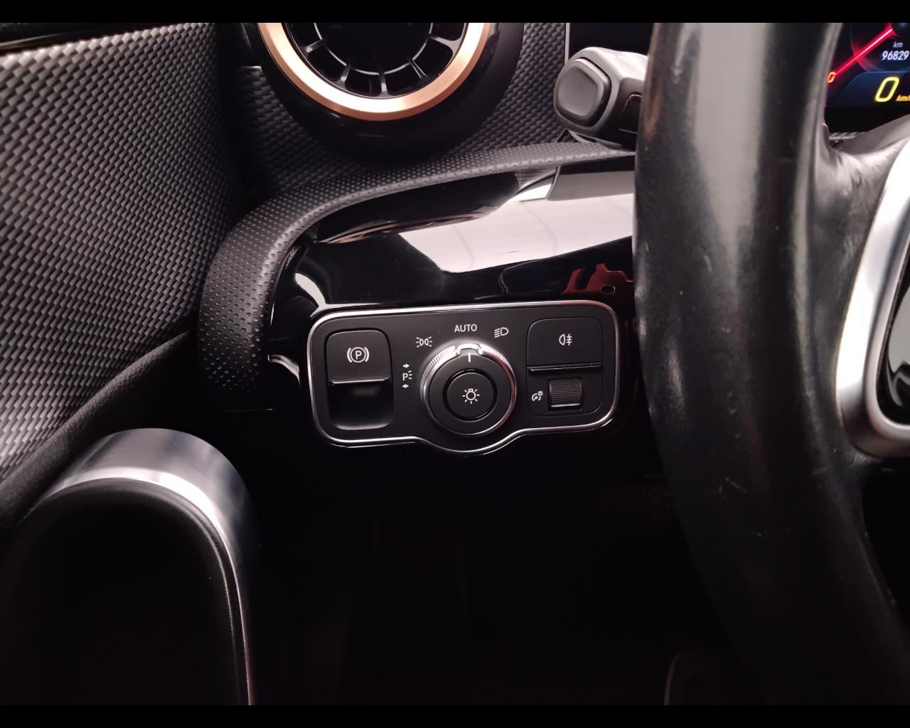 Mercedes-Benz Classe A - W177 2018 - A 180 d Business auto